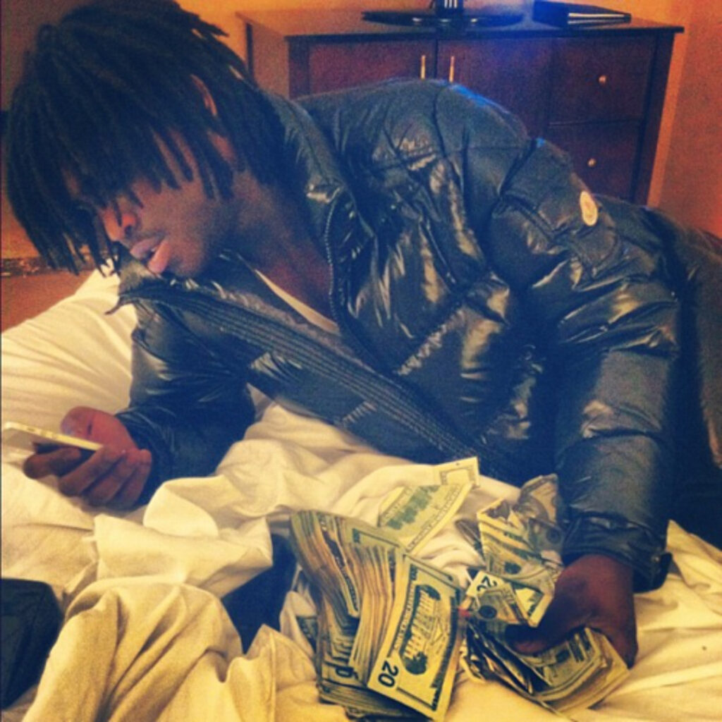 Money Chief Keef profile picture with green and gold tones
