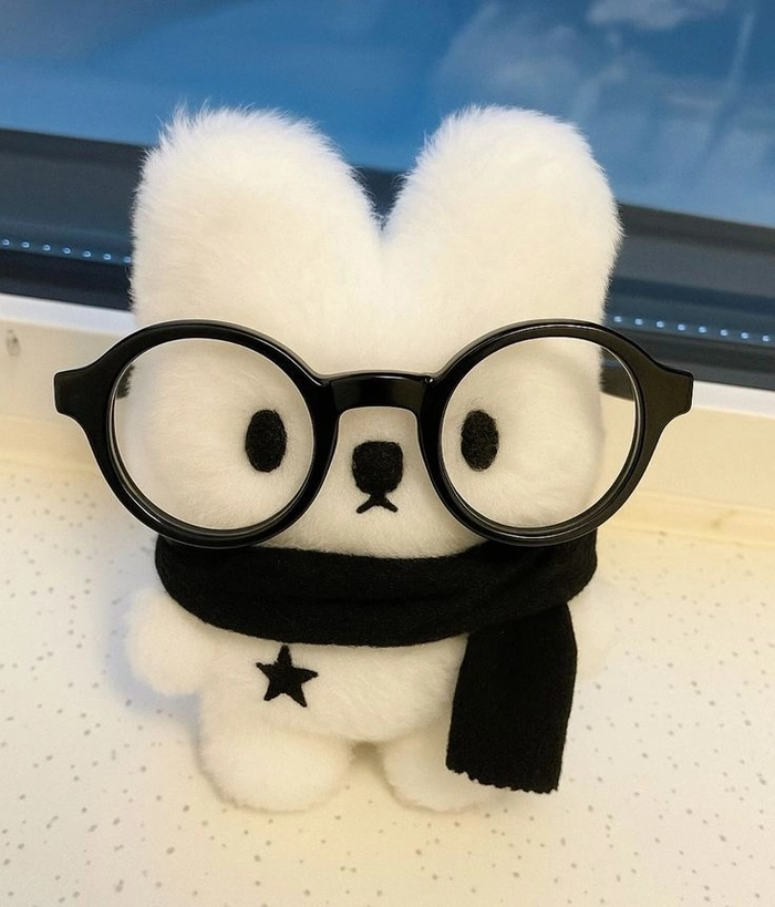 Aesthetic cute Discord PFP blending cartoon warmth with soft grain edit overlay