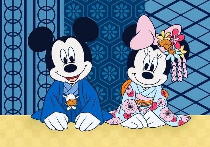 Matching Mickey Mouse profile pictures for friends