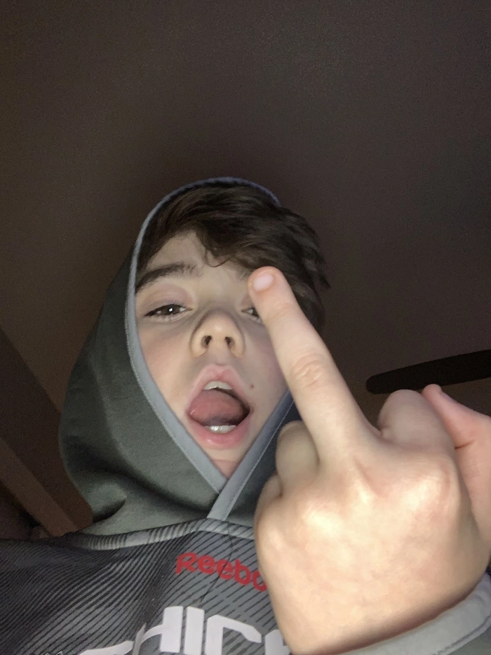 Funny PFP for Instagram for boy with bold meme and chaotic cartoon styles